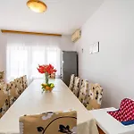 Five-bedroom In *