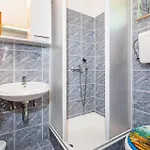 Five-bedroom In Сasa de vacaciones *